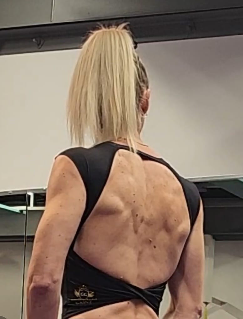 Gg Luxe Backless Fitness Top - Black